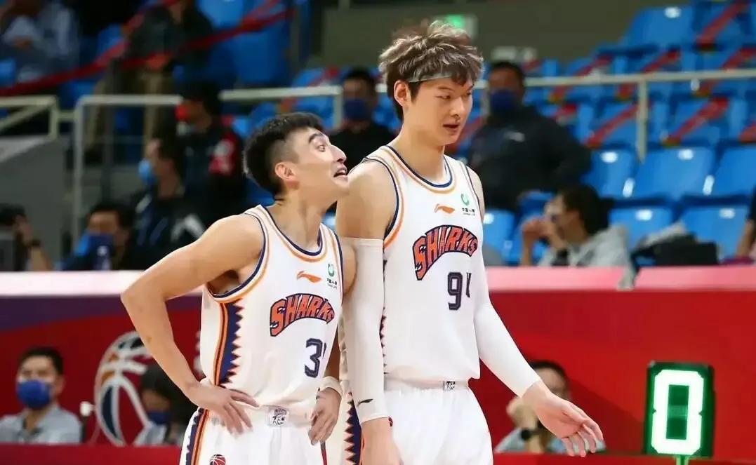 CBA深圳vs辽宁直播视频,今晚这场硬仗,咱们到底该怎么看? CBA深圳vs辽宁直播视频,今晚这场硬仗,咱们到底该怎么看?